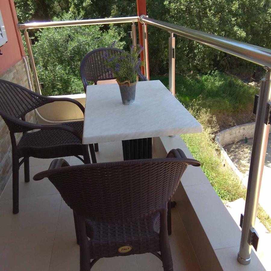 Elena Roza Apartment Mesongí Buitenkant foto